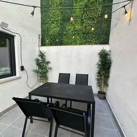 Piso Con Terraza En Madrid Rio Apartment Exterior photo